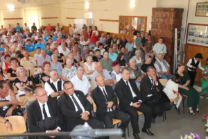 A résztvevők a szabédi kultúrotthonban